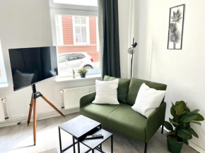 ENDLESS: Studio mit Netflix + Workstation im Zentrum, Schwerin